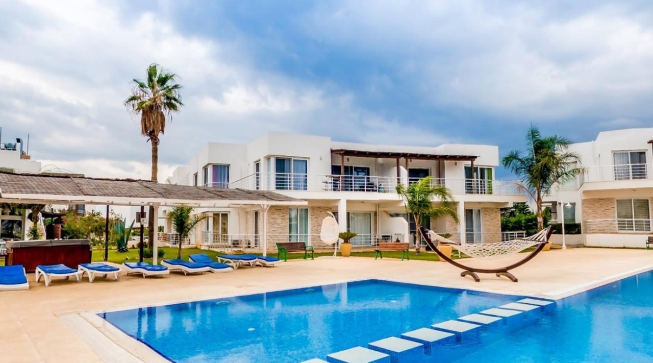 Caesar Beach Villas And Apartments Gastria Eksteriør bilde